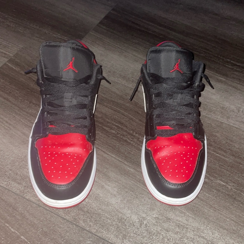 Jordan 1 low, Size 12, Red